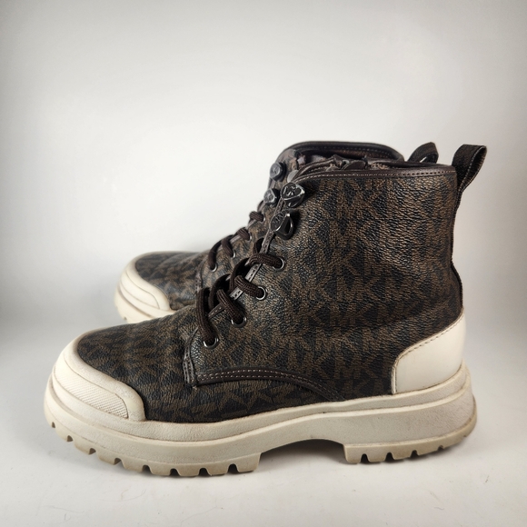 MICHAEL KORS Girls Payton Boot Size 2 Brown Lug Sole Signature Logo Textile - Picture 4 of 13